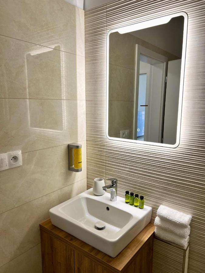 Cozy Stay Apartment Trencin Luaran gambar