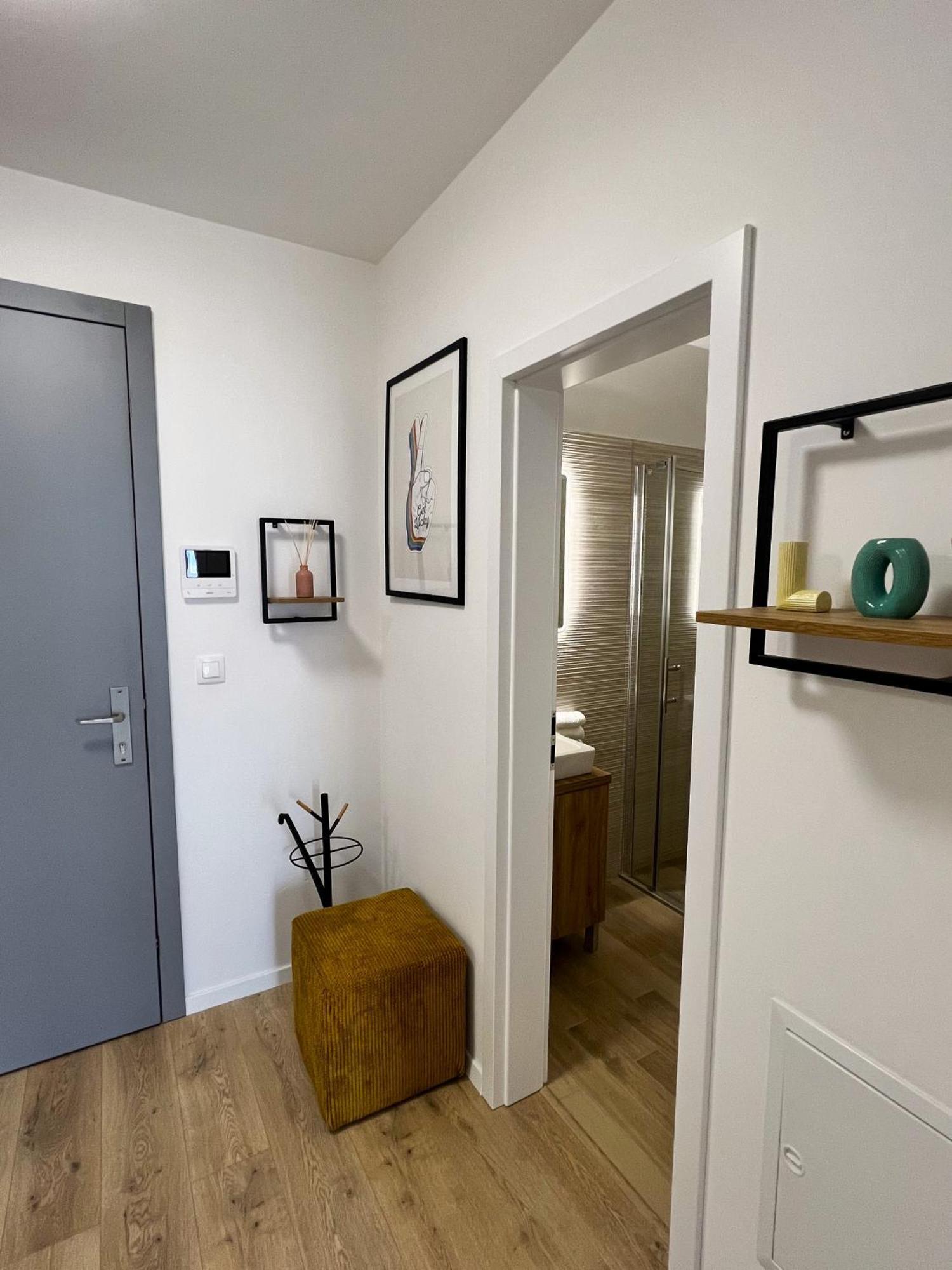 Cozy Stay Apartment Trencin Luaran gambar